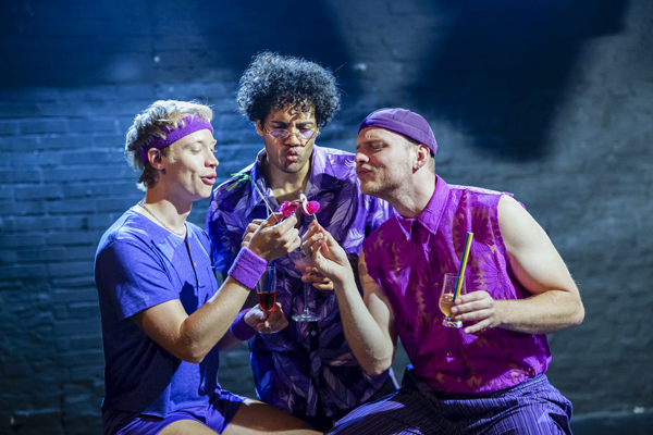 Cocktails, Camp & Critical-Cuteness | &copy; Alexander Schneider 